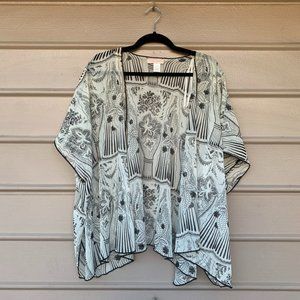 Band of Gypsies Black and White Sheer Printed Kimono